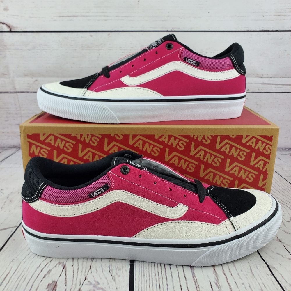*Sold New Van's TNT Advanced Prototype Magenta - Picture 1 of 9